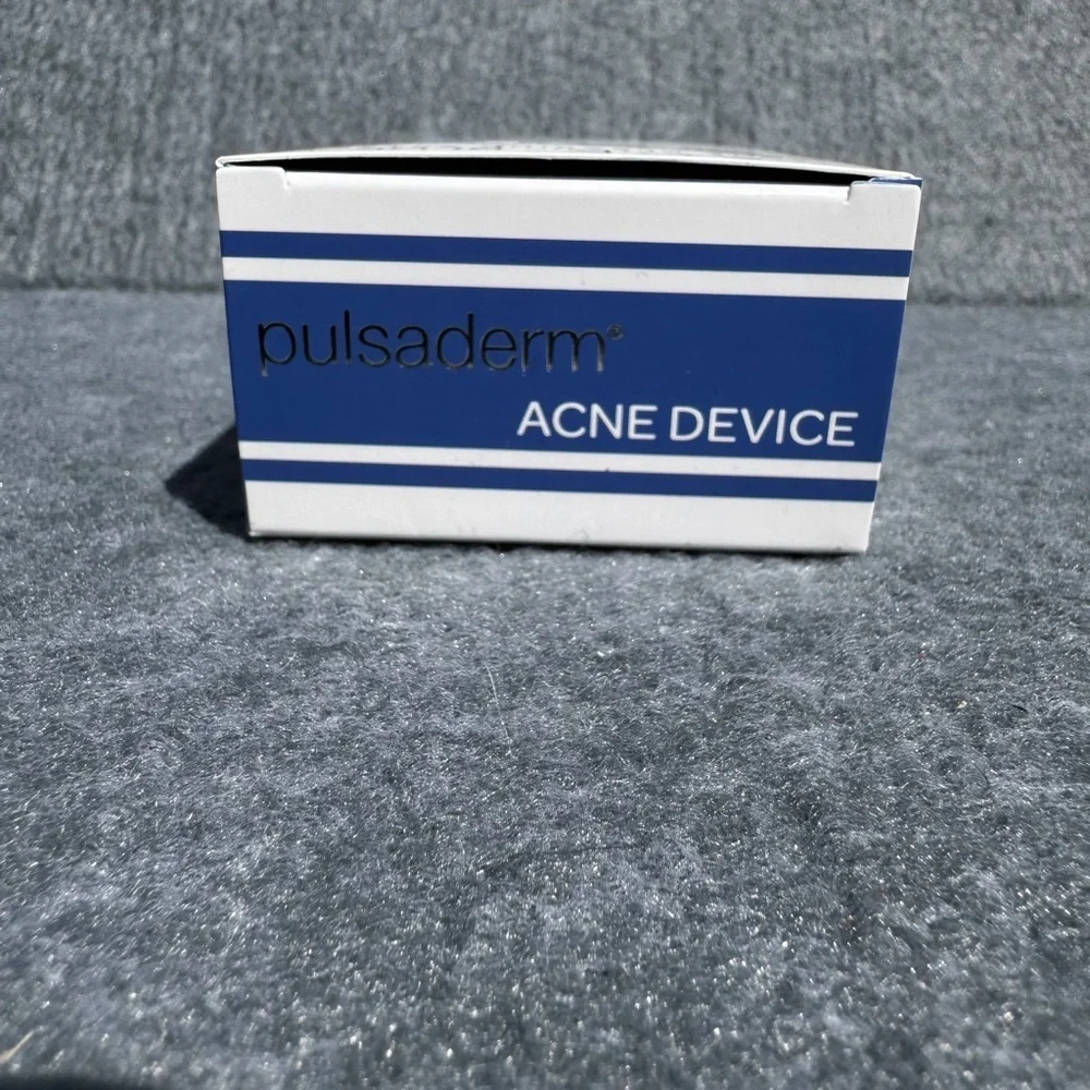 The Pulsaderm A.C.E. Blue Acne Clearing Eraser
